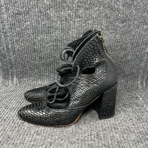 FreeBird by Steven Joyce Black Snakeskin Leather Lace Up Heeled Bootie Women’s 9 - Picture 3 of 8